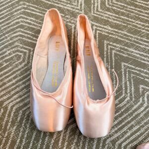 Bloch Sonata Pointe Shoes S2130 Size 3.5 E Pink Satin Ballet Dance Leather Sole